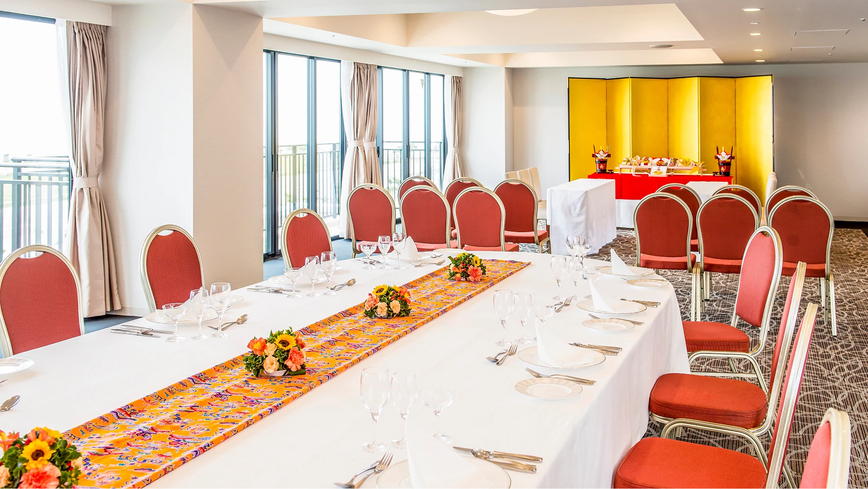 中・小宴会場 たまん、がーら、あーがい、まくぶ