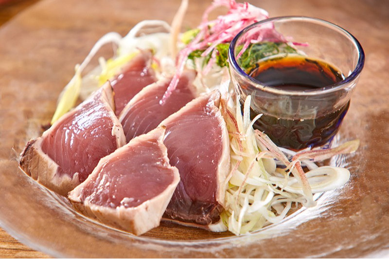 かつおのたたき ポン酢と薬味添え