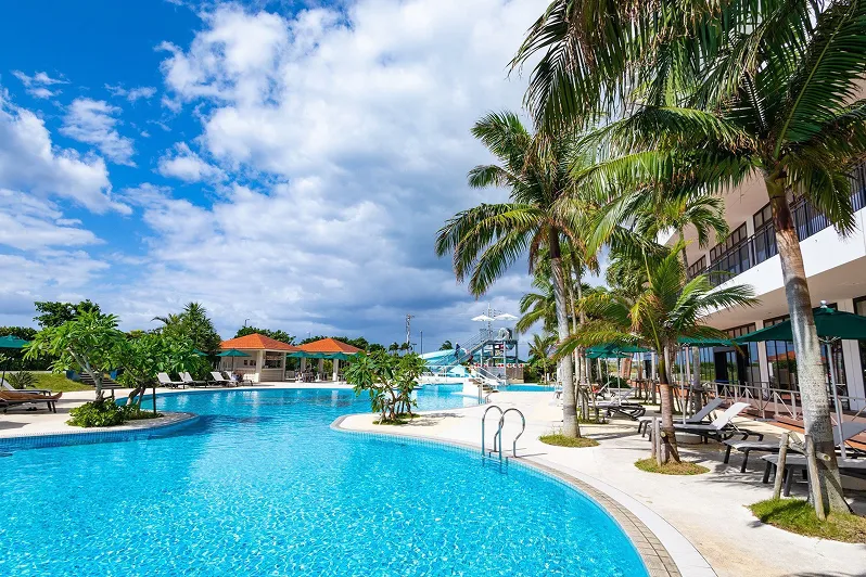 ガーデンプール