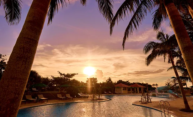 プールサイドパーラー