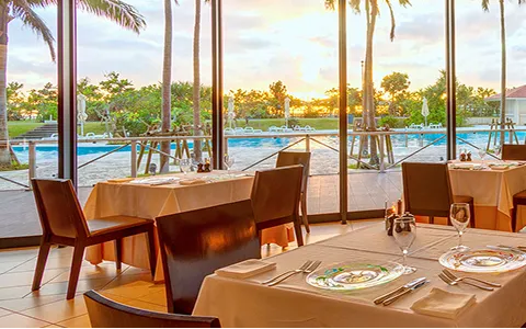 オーシャンビューレストラン「レイール」