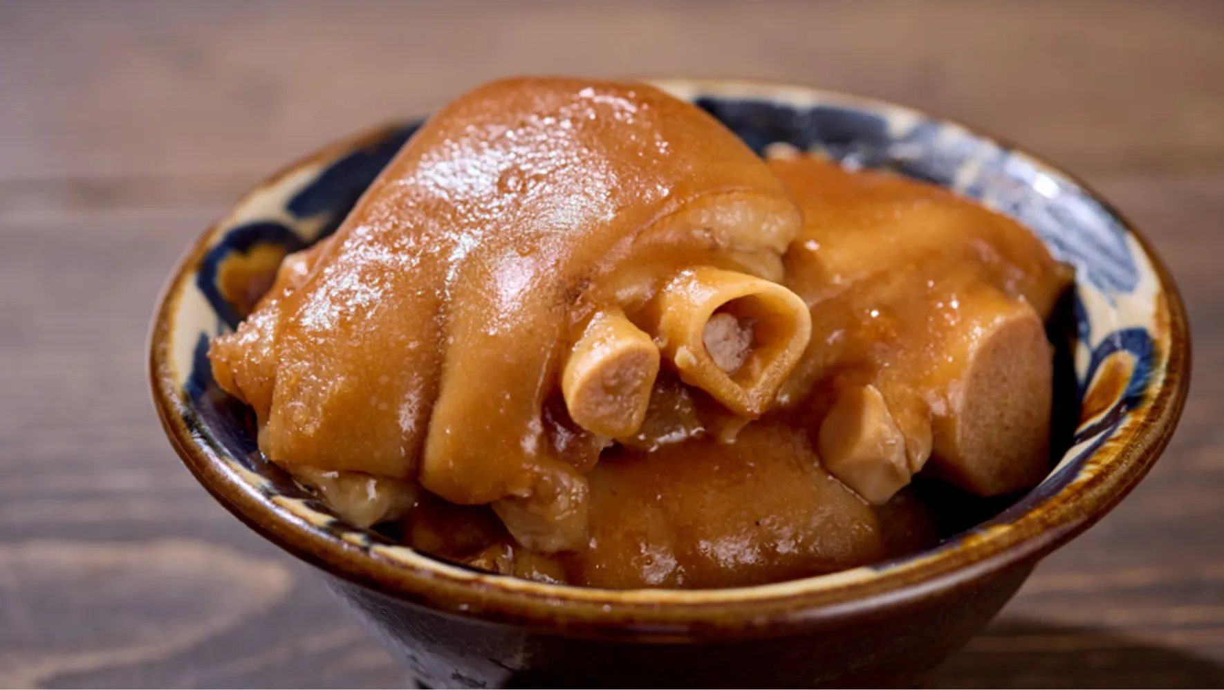 おきて最初のお愉しみ。サザンビーチのご朝食。