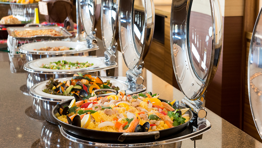 ランチブッフェ