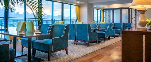 プレミアムラウンジ